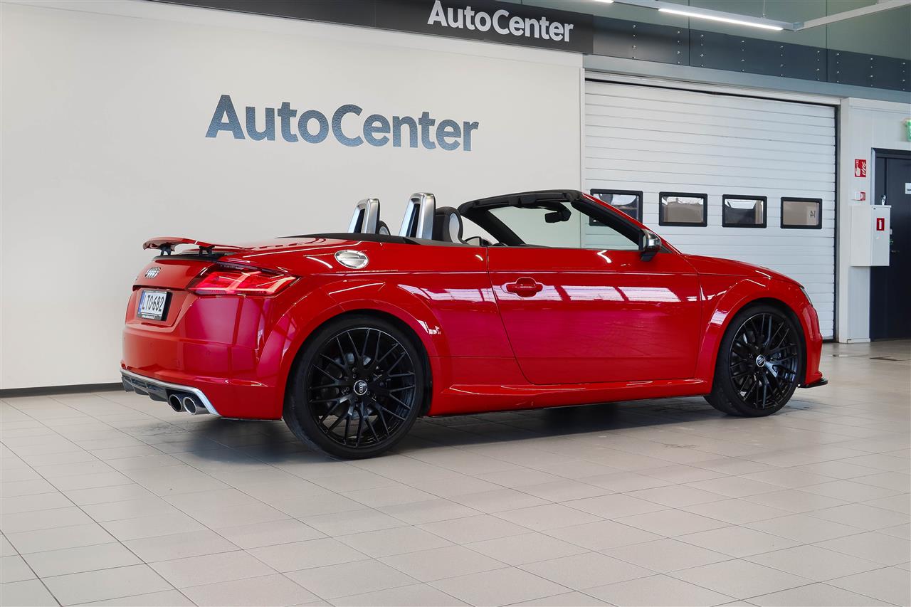 Audi TTS Coupé Quattro S Line 2015, bild 7/18