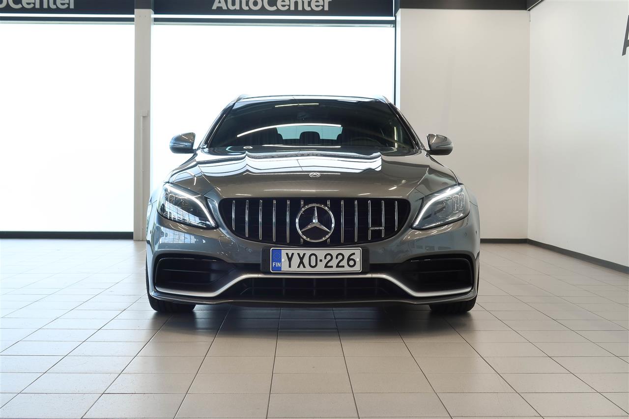 Mercedes-Benz C 63 AMG 2020, bild 3/17