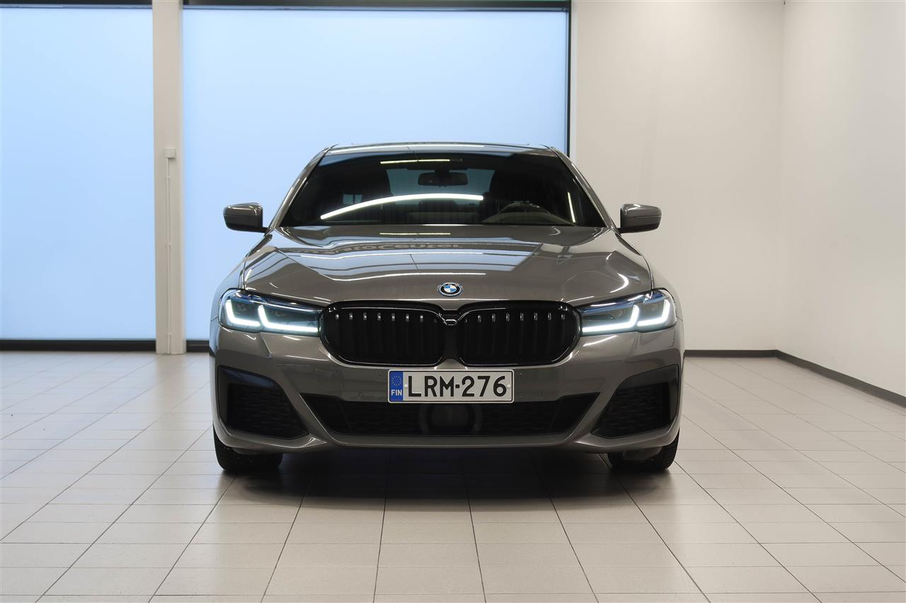 BMW 545 G30 Sedan xDrive A M Sport 2022, kuva 3/13