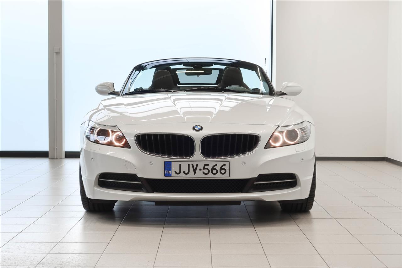 BMW Z4 2012, kuva 4/13