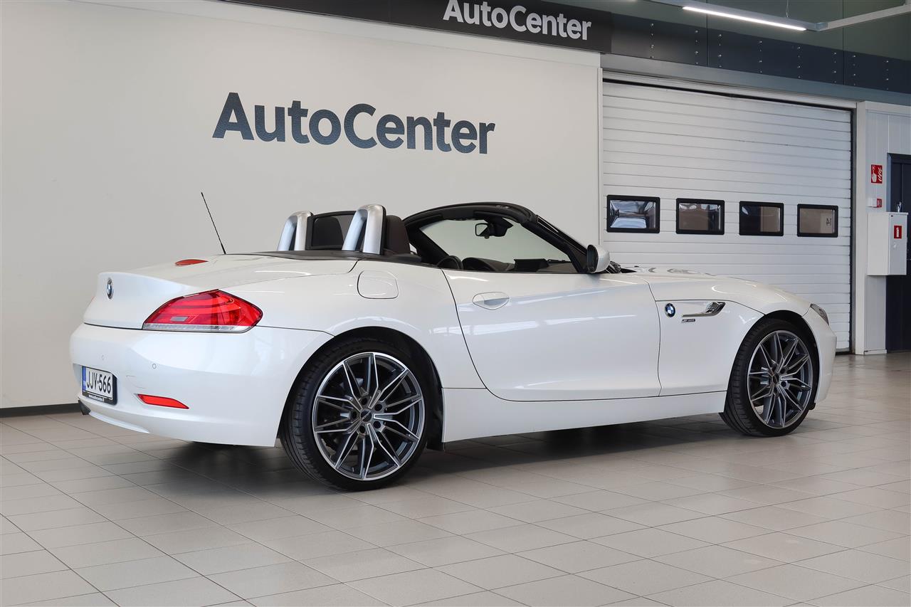 BMW Z4 2012, kuva 7/13