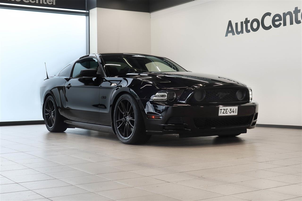 Ford Mustang Mustang GT Coupé 2013, kuva 2/10