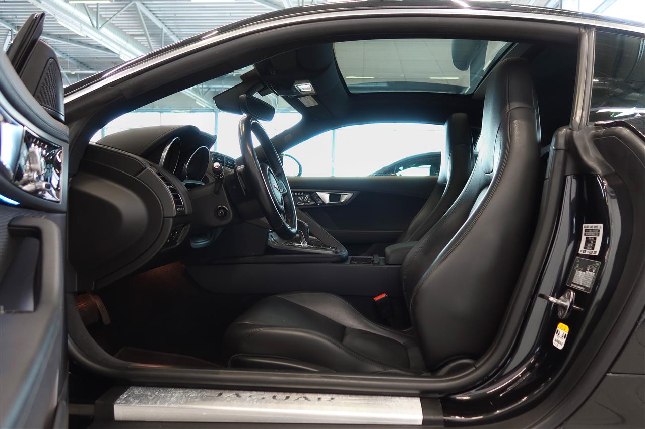 Jaguar F-type 3,0 V6 340PS Coupé 2015, kuva 6/11