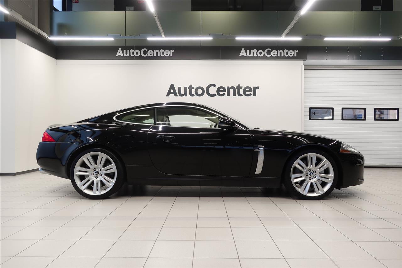 Jaguar XKR 5,0 V8 Supercharged Coupe 2010, kuva 4/14