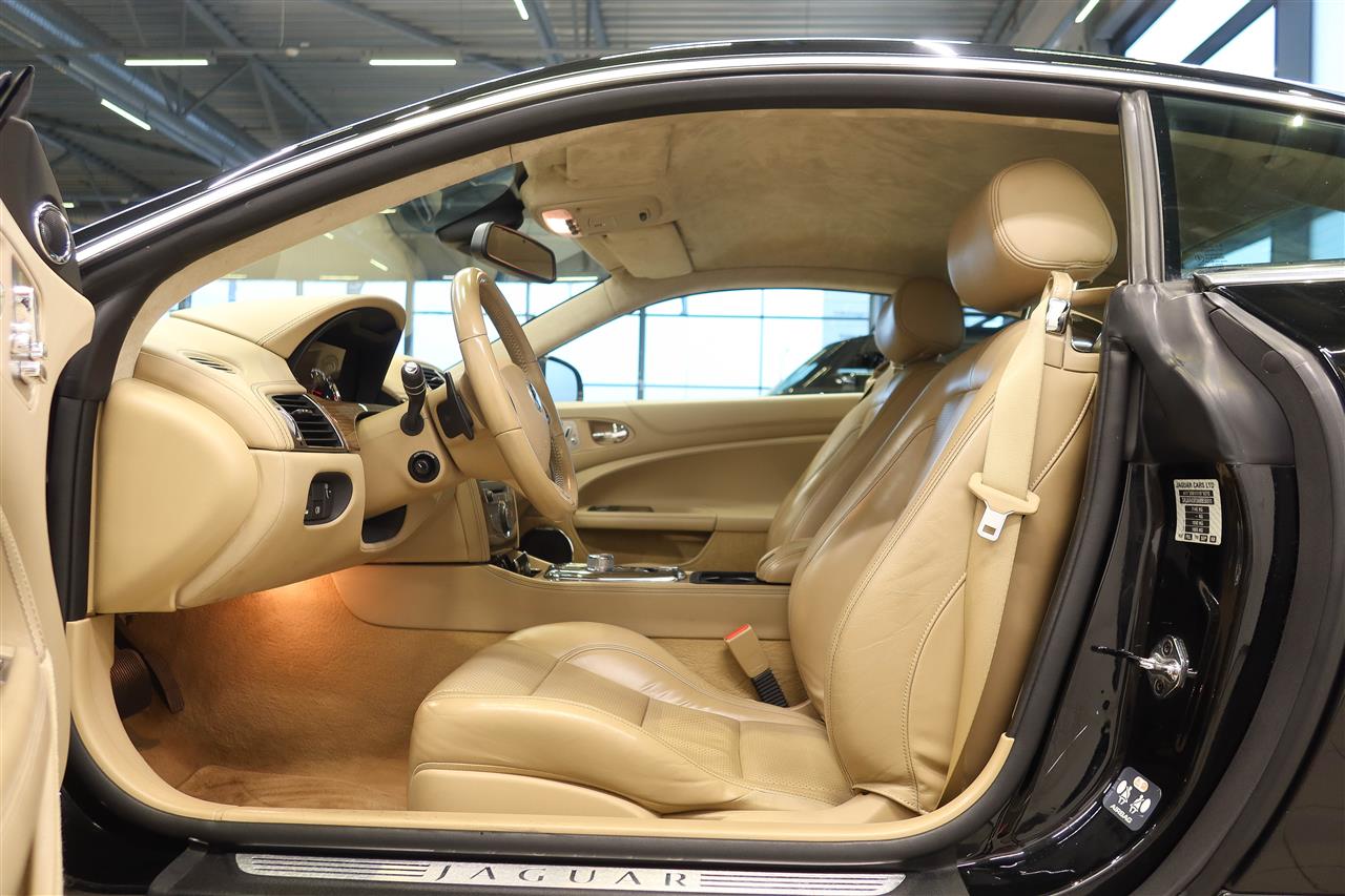 Jaguar XKR 5,0 V8 Supercharged Coupe 2010, kuva 6/14