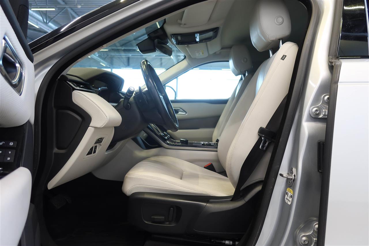 Land Rover Range Rover Velar 2018, kuva 6/14