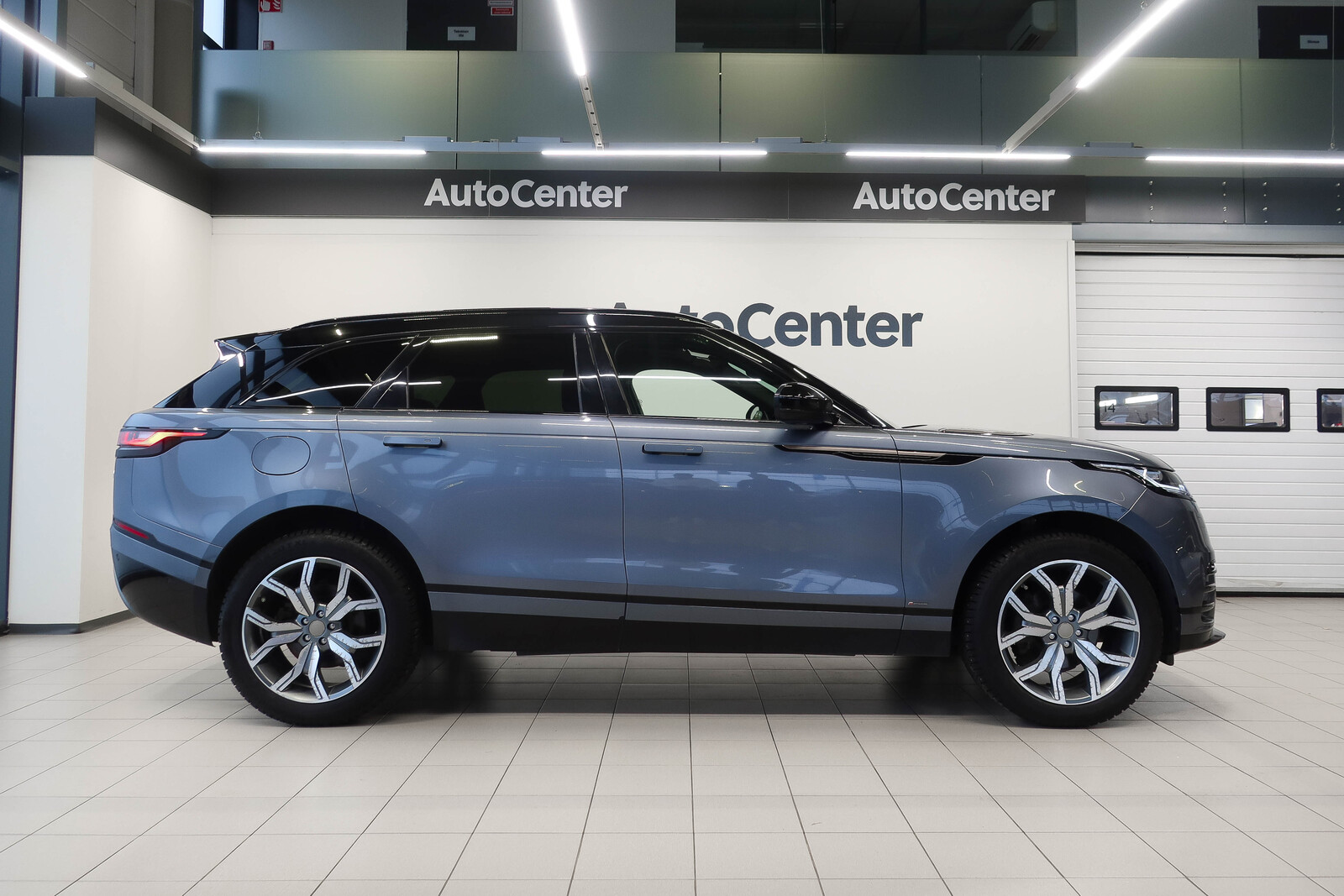 Land Rover Range Rover Velar 2018, kuva 4/14