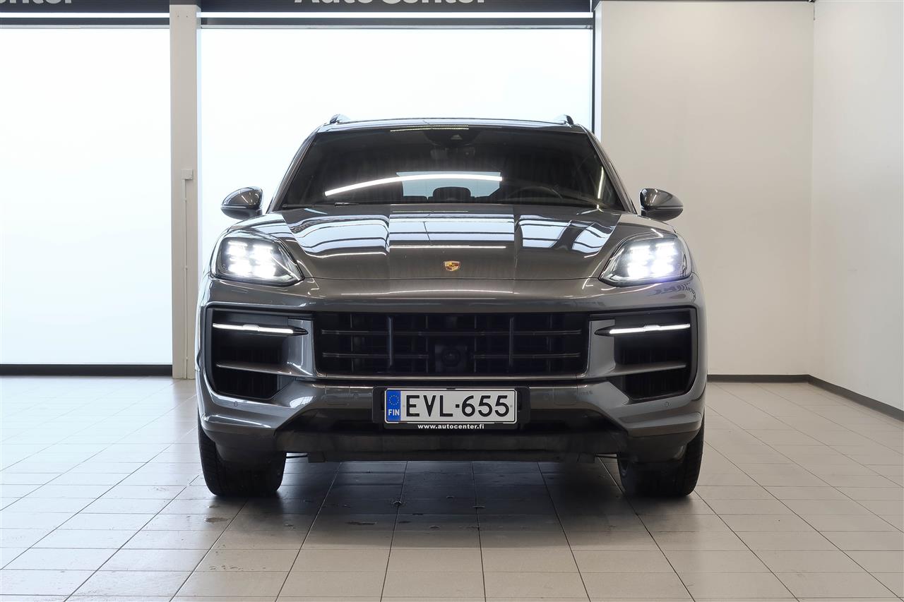 Porsche Cayenne E-Hybrid SportDesign 2024, kuva 3/13