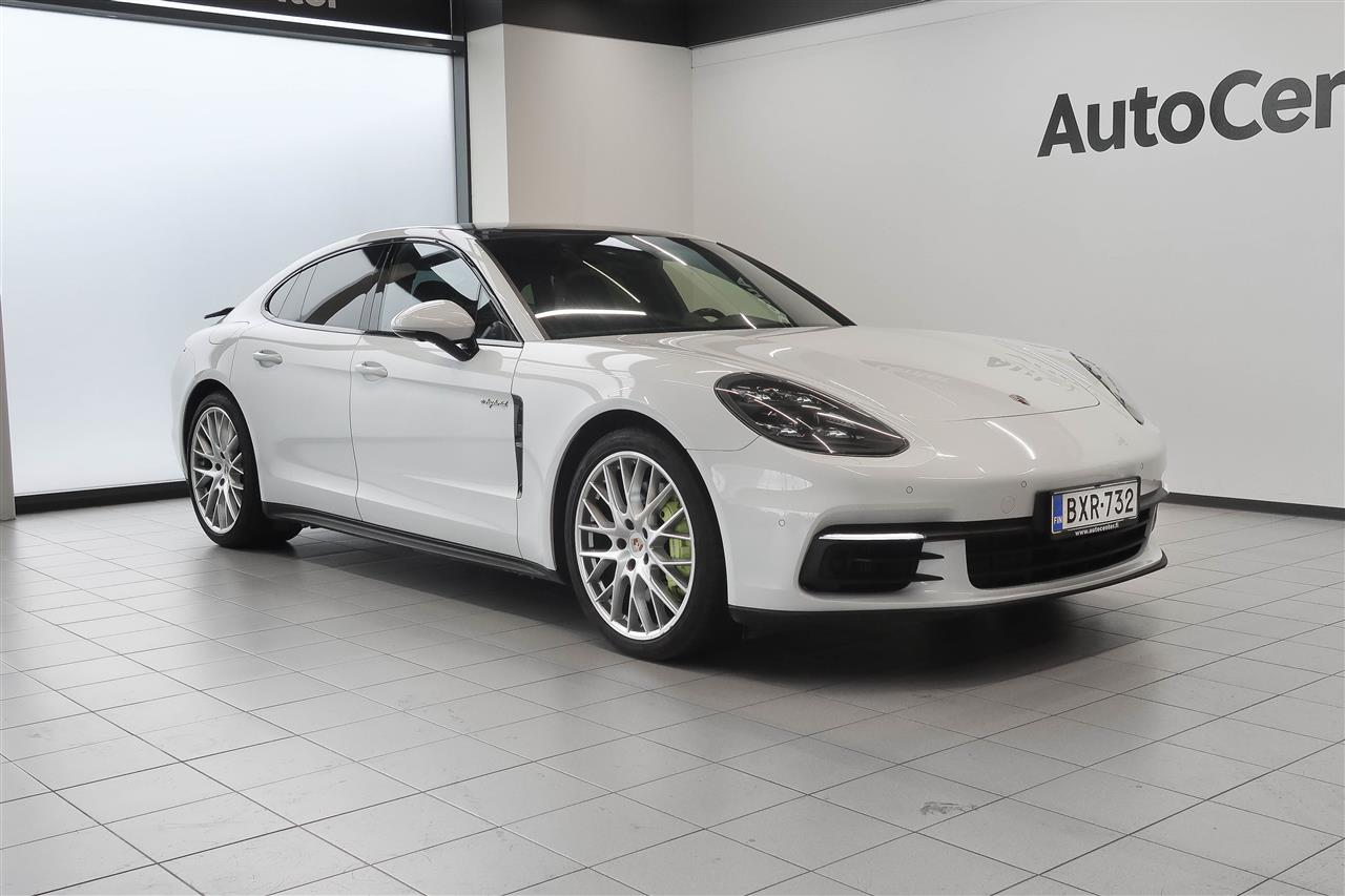 Porsche Panamera 4 E-Hybrid 2017, kuva 2/19