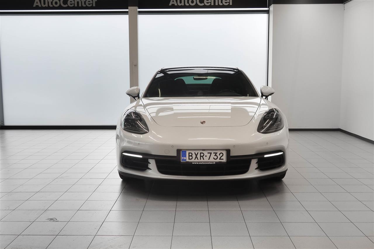Porsche Panamera 4 E-Hybrid 2017, kuva 3/19