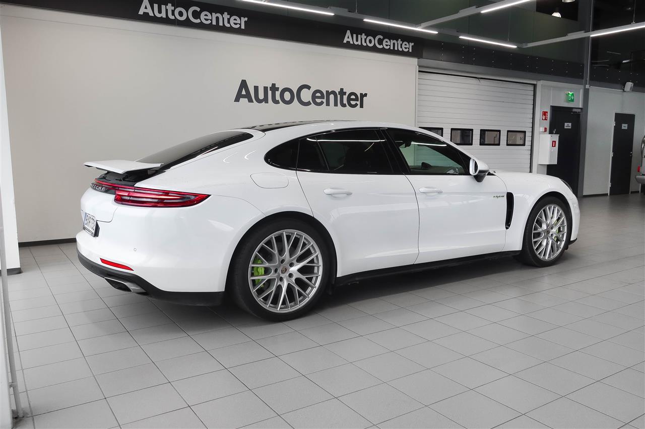 Porsche Panamera 4 E-Hybrid 2017, kuva 6/19