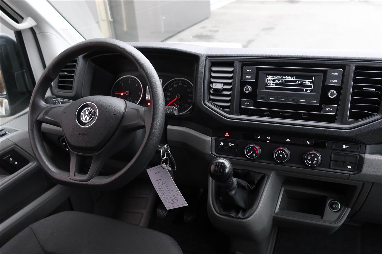 Volkswagen Crafter 2020, photo 6/11