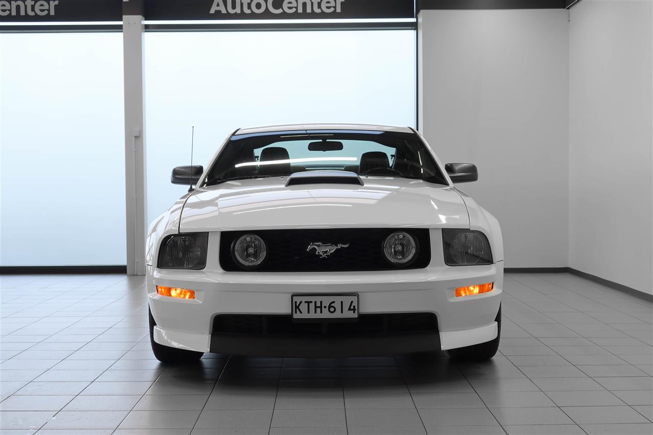 Ford Mustang GT 4.6 224 kW 2006, bild 2/28