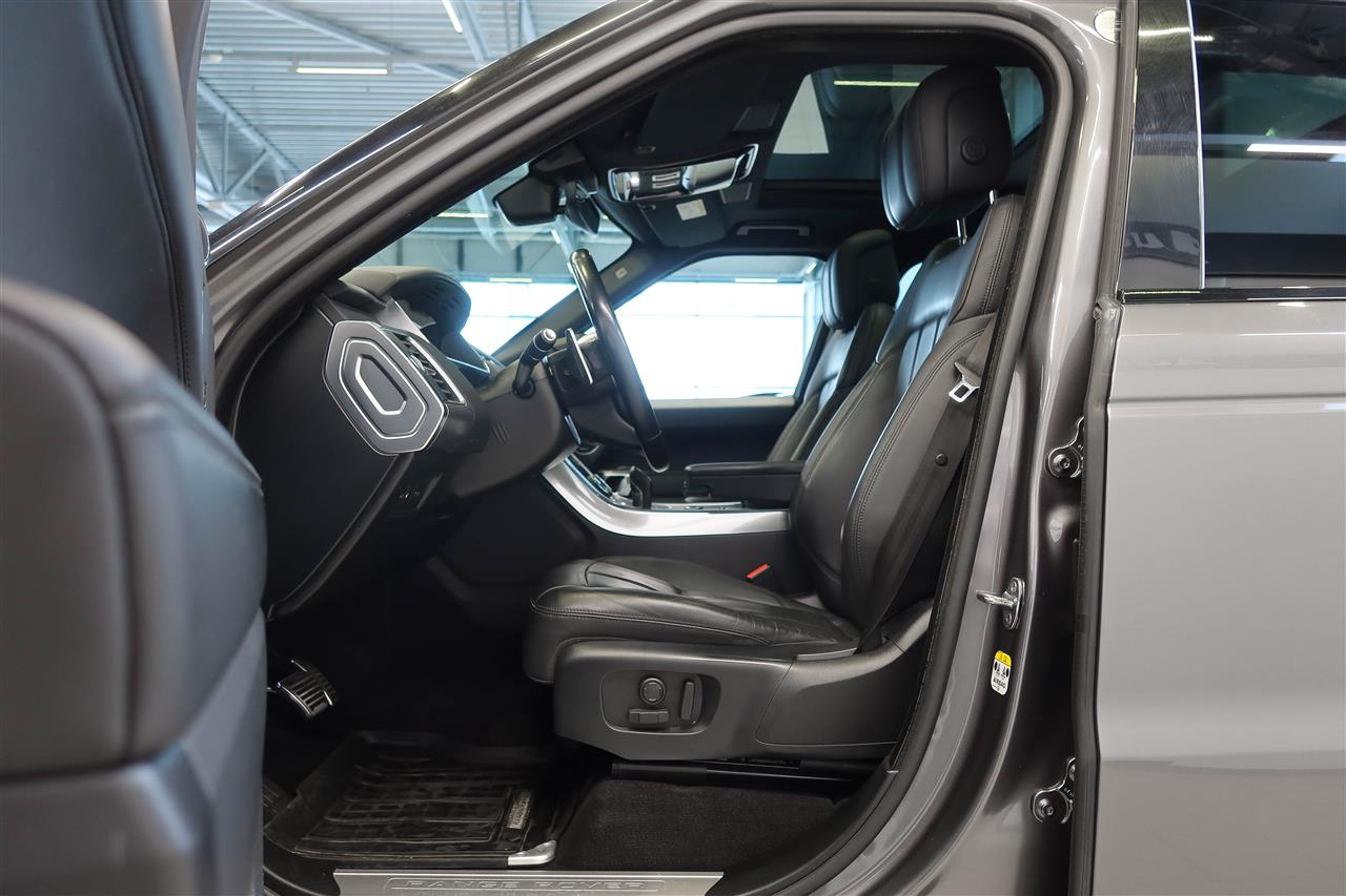 Land Rover Range Rover Sport 2019, photo 6/14