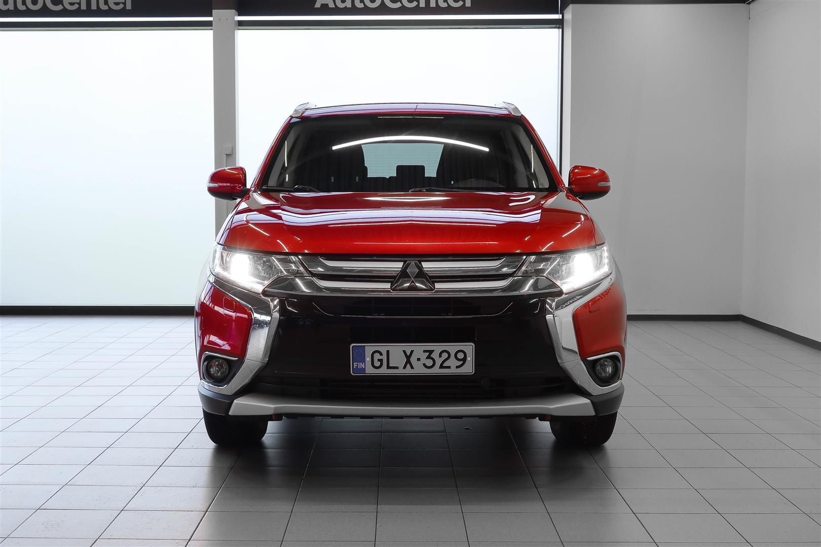 Mitsubishi Outlander 2016, photo 2/24