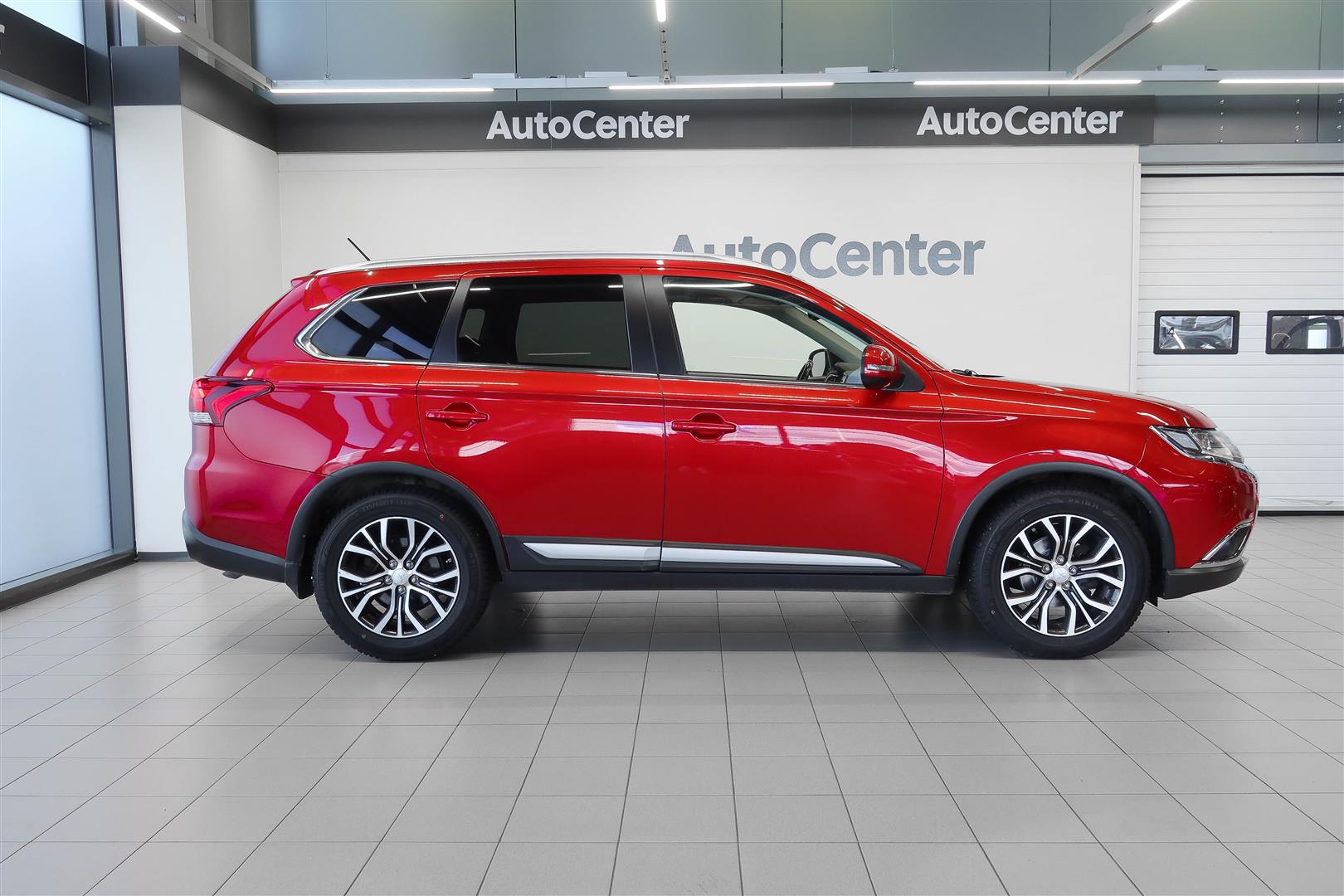 Mitsubishi Outlander 2016, photo 4/24