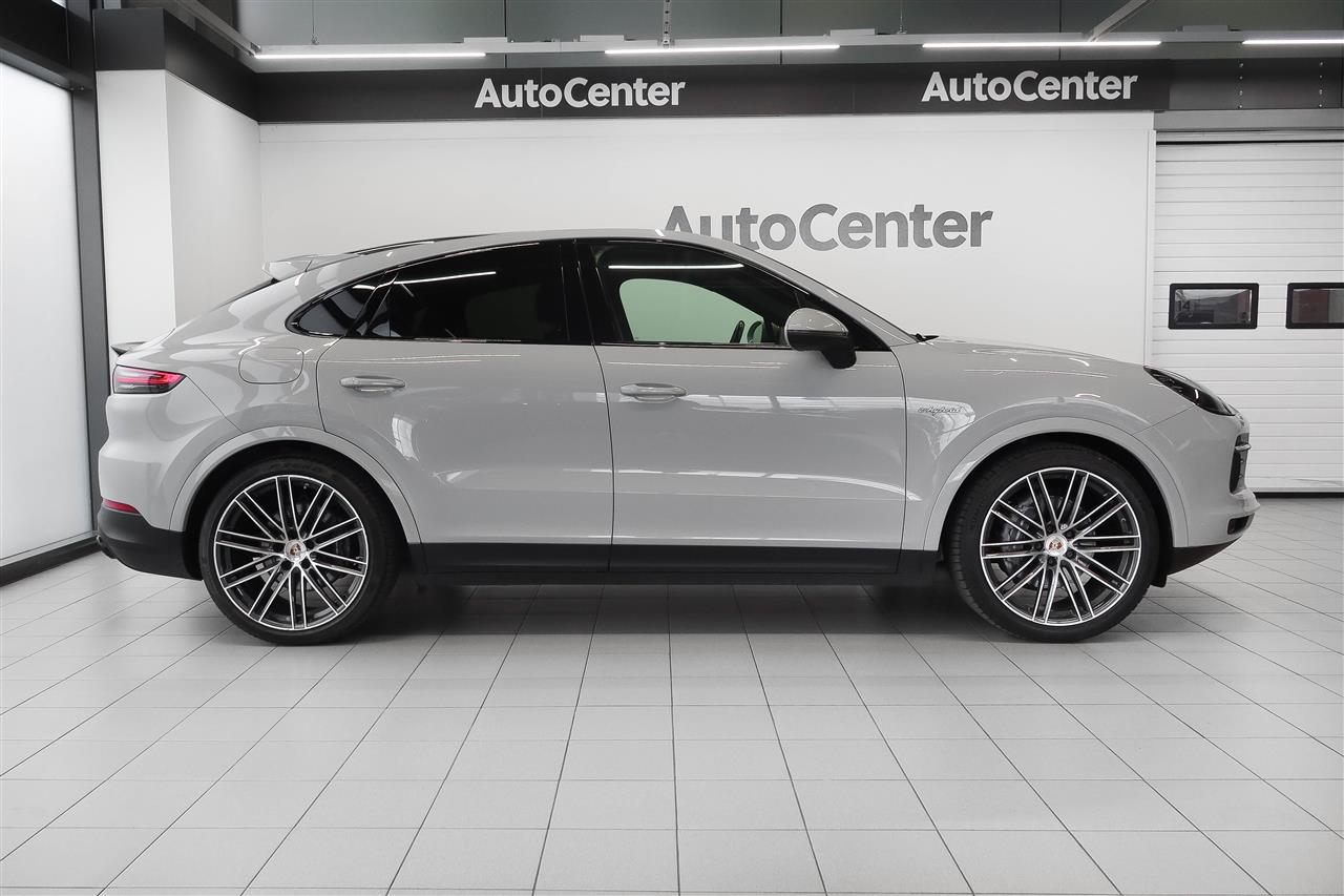 Porsche Cayenne E-Hybrid Coupé 2020, kuva 4/17