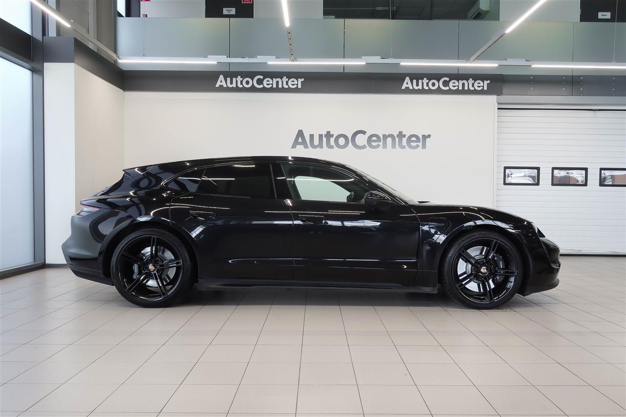 Porsche Taycan 4S Sport Turismo 2022, photo 4/24