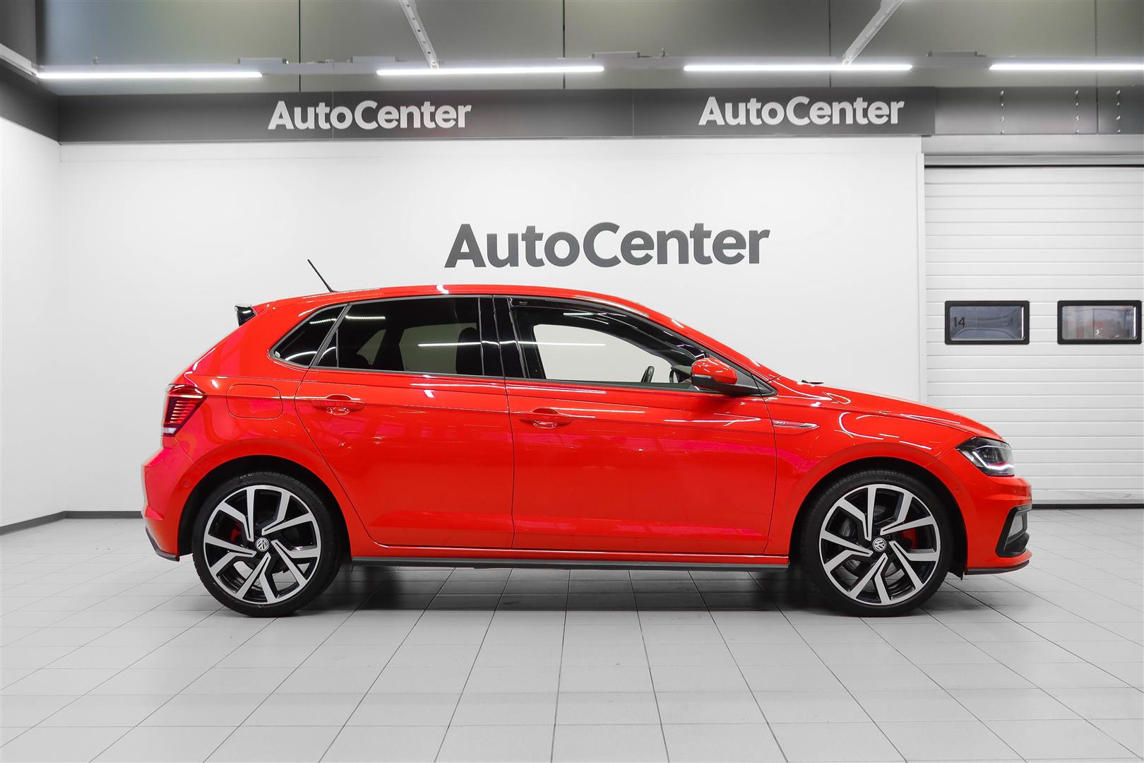 Volkswagen Polo GTI 2,0 TSI 147 kW 2018, bild 4/34