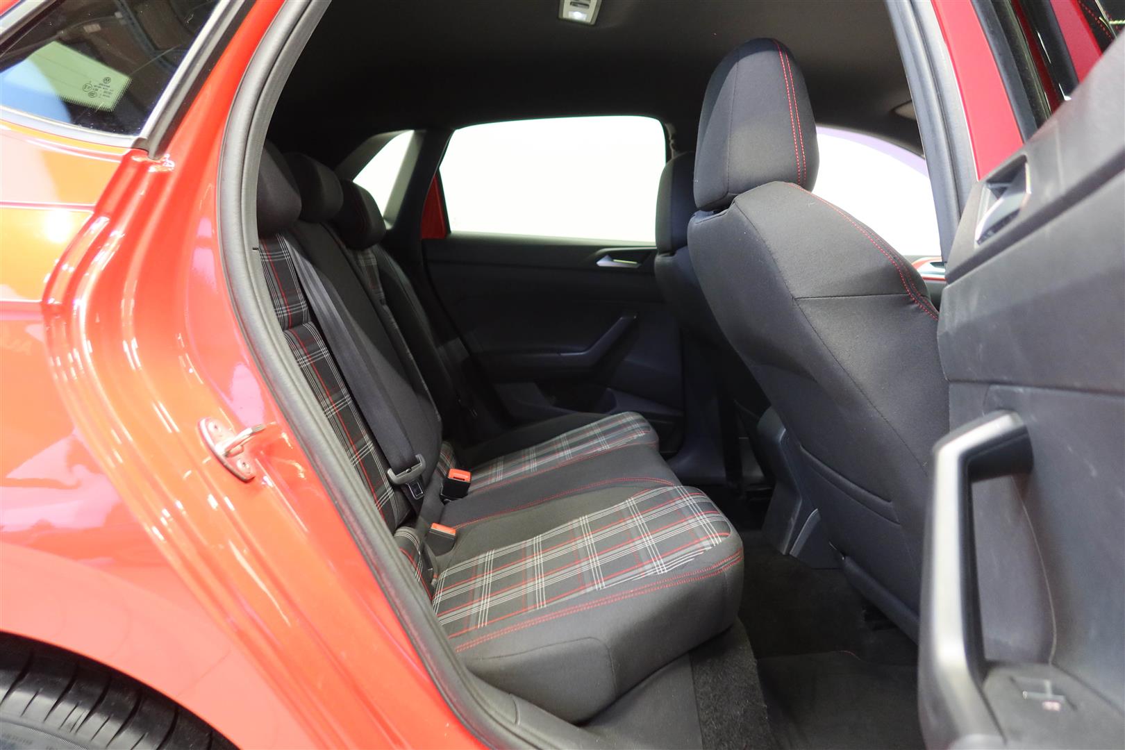 Volkswagen Polo GTI 2,0 TSI 147 kW 2018, bild 6/34