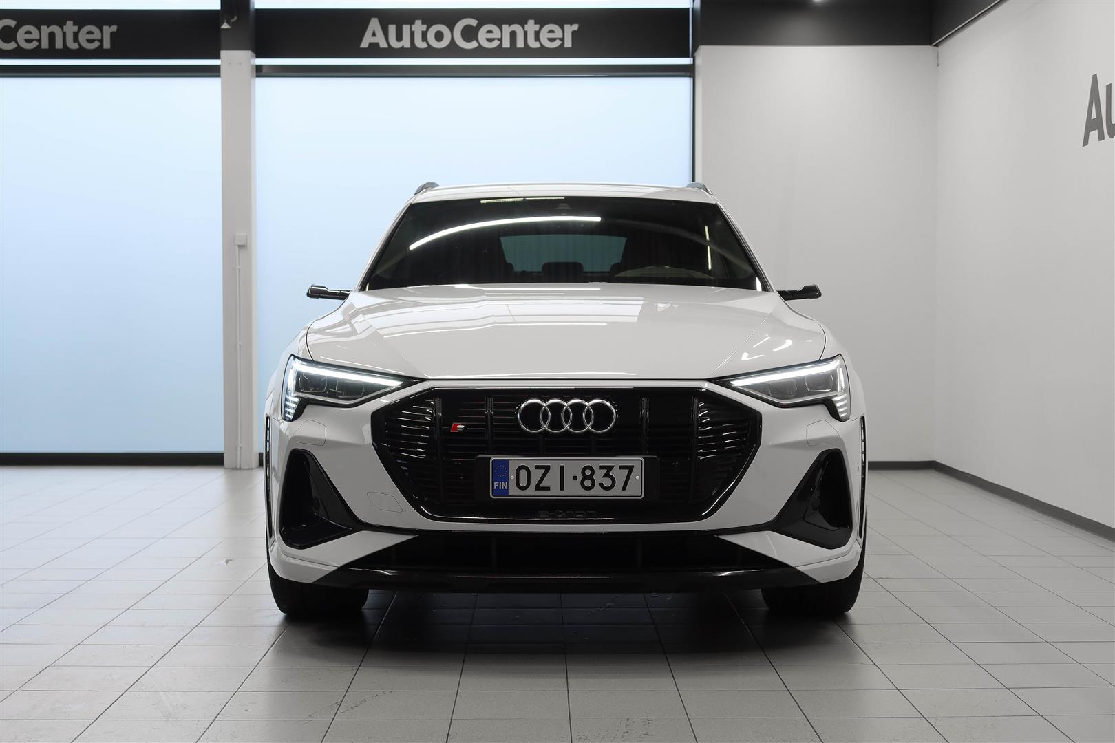 Audi e-tron 55 Sportback S quattro 2021, bild 2/35