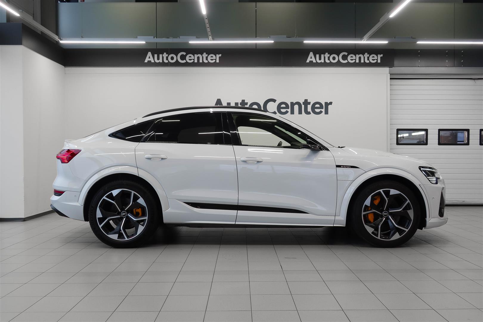 Audi e-tron 55 Sportback S quattro 2021, bild 4/35